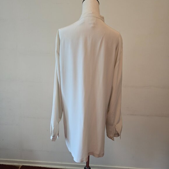 Jacqueline Ferrar - Vintage 100% Silk Mandarin Collar Blouse in a Cream White - Picture 5 of 11